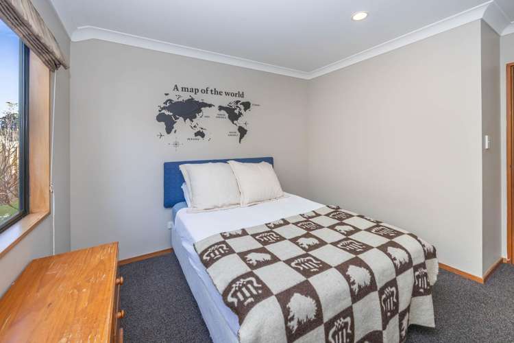 1 Sunnyhills Avenue Glenview_28