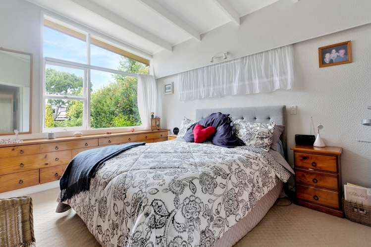 6 Alwyn Avenue Te Atatu South_9