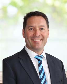 Wayne Pamment AREINZ