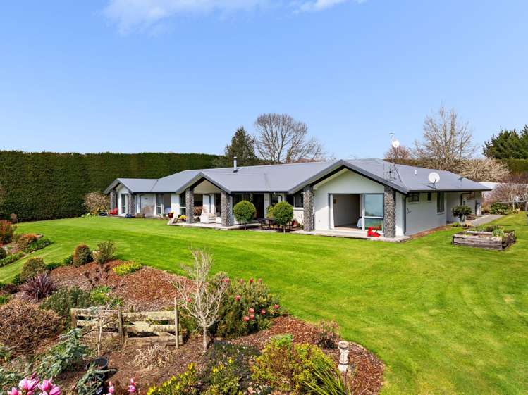 85a Castles Road Oropi_1