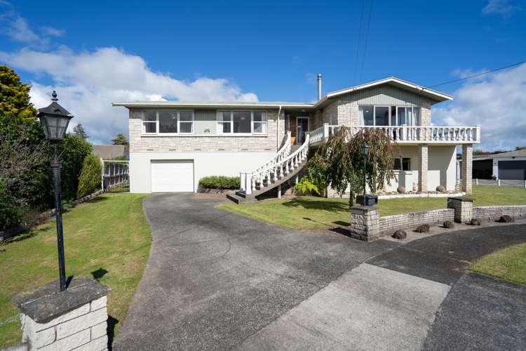 3 Thwaites Place Leamington_19