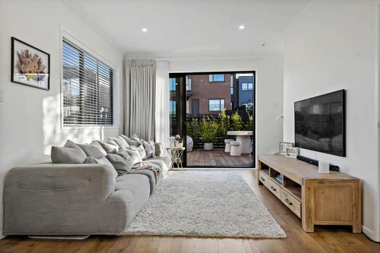 33 David Carnegie Road Hobsonville_7