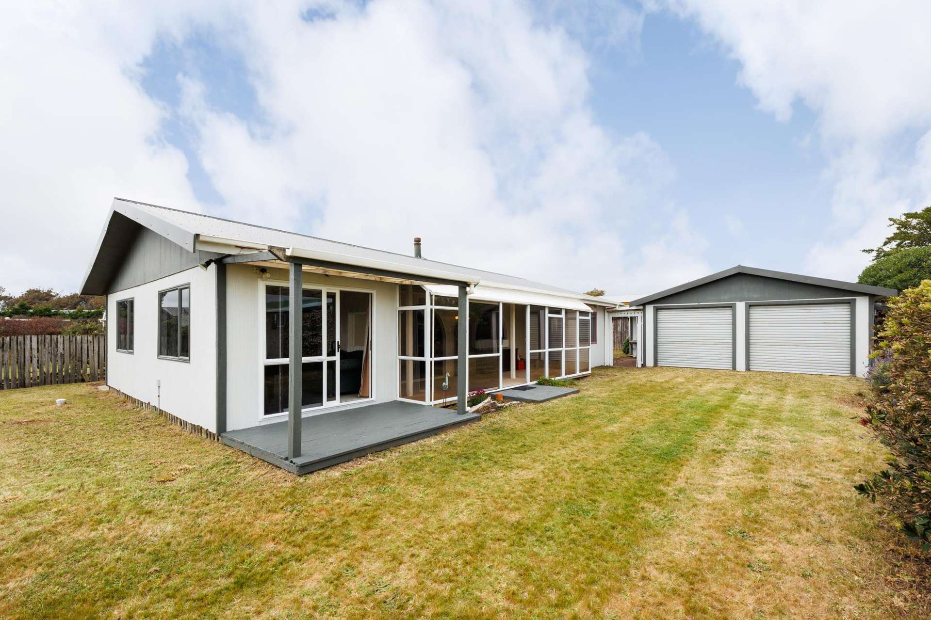 14 Te Kiri Street Himatangi Beach_0