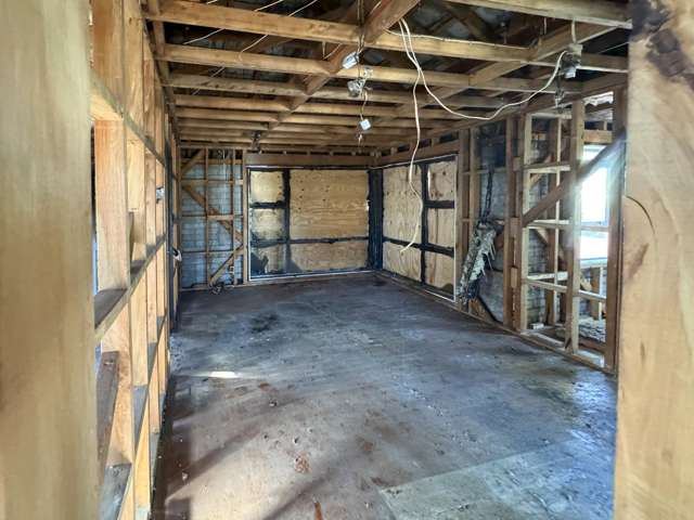 17 Roberts Road Hei Hei_4