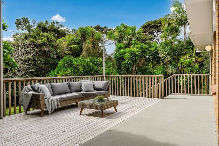 89 Aeroview Drive Beach Haven_2