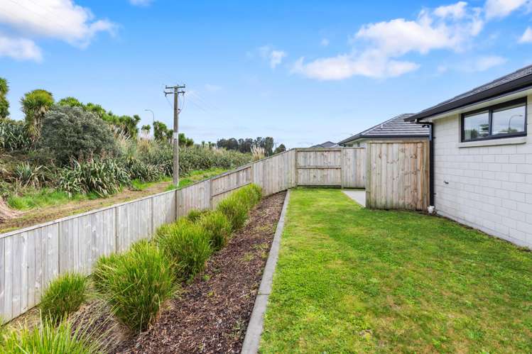 89 Hills View Drive Papamoa_11