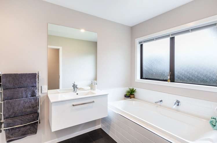 10 Mayfly Grove Nukuhau_13