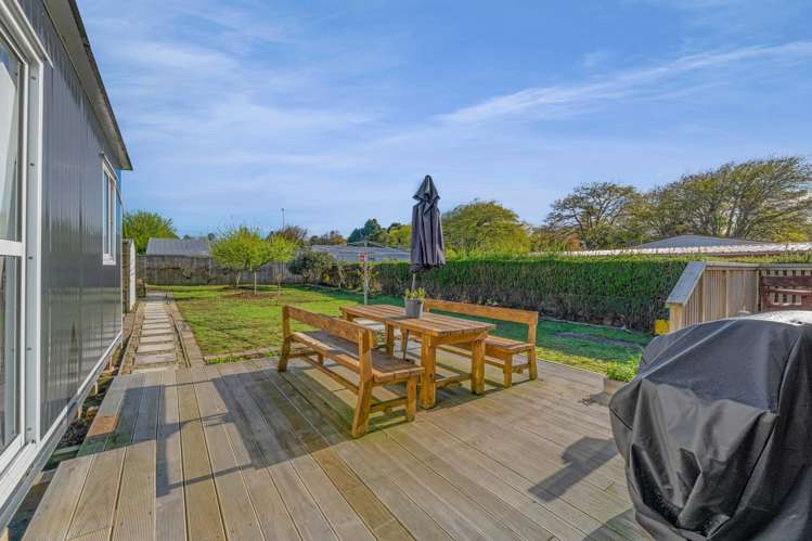 7 Percy Avenue Stratford_21