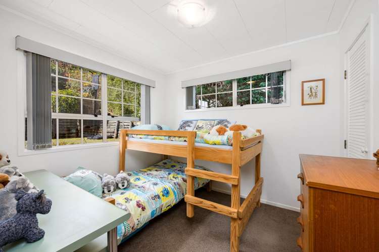 39 Squirrel Lane Browns Bay_9