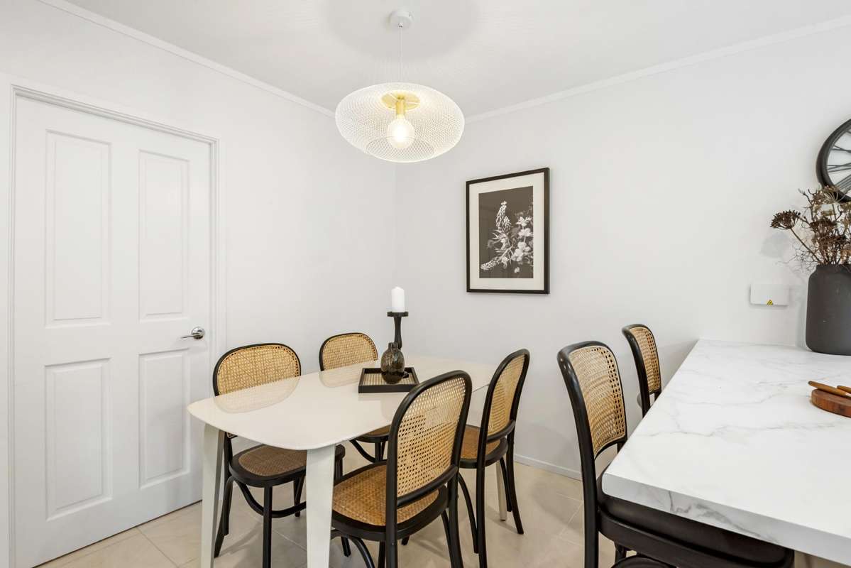 2/7 Tallington Crescent_3