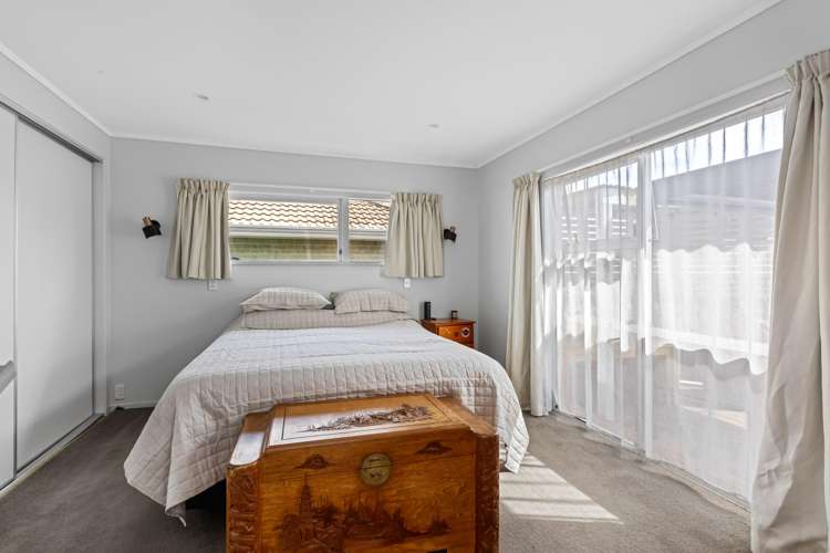 1/212 Centreway Road Orewa_14