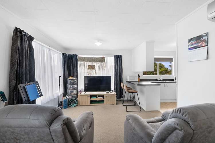 2/47 South Road Blagdon_2