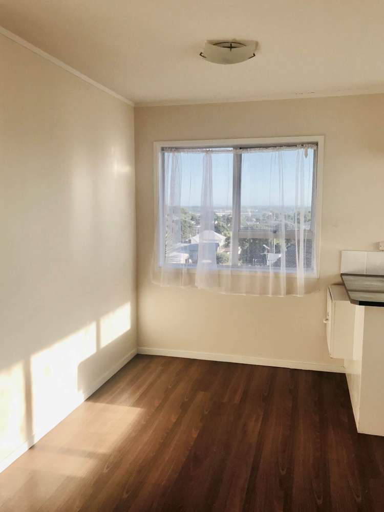 2/11 Huapai Street Onehunga_3