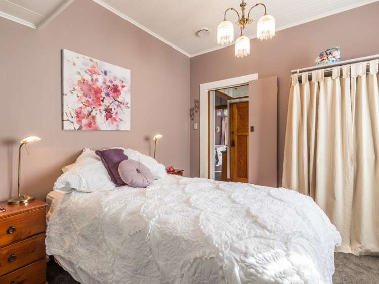 301 Grays Road Saint Leonards_11