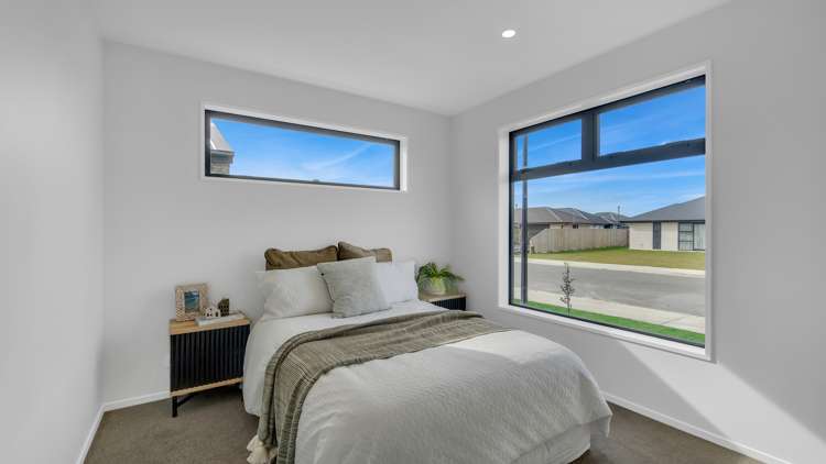 35 Crossley Avenue Woodend_21