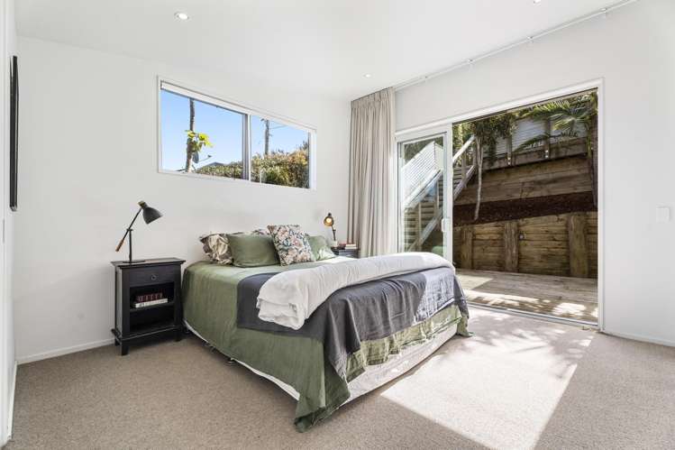 16 George Street Surfdale_11