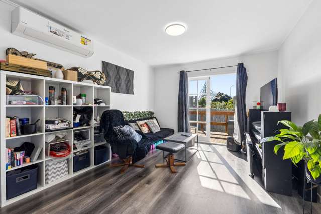 1/85A Tidal Road Mangere_2