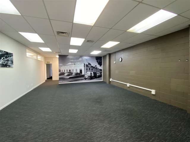 Front Right Tenancy, 109 Rostrevor Street Hamilton Central_1