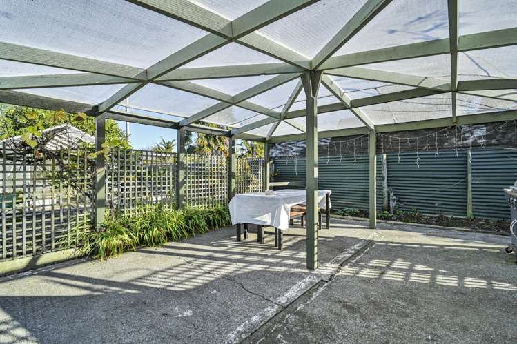 1422 Woodstock Avenue Mayfair_18