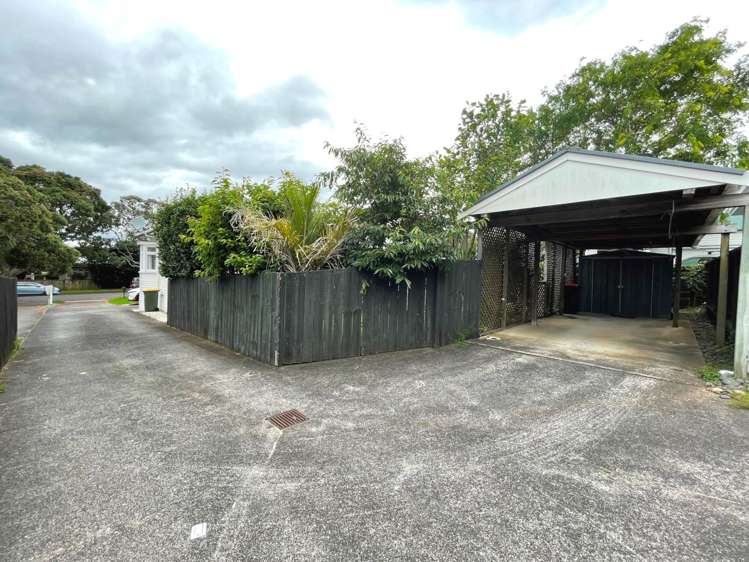 18 Irirangi Road Greenlane_16