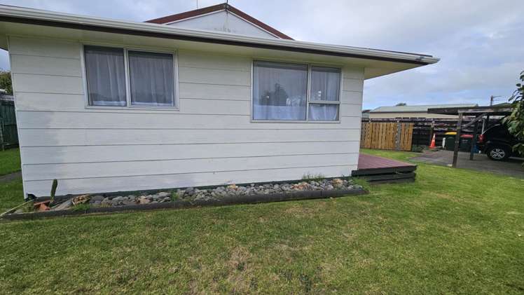 6 Glamis Avenue Bell Block_12