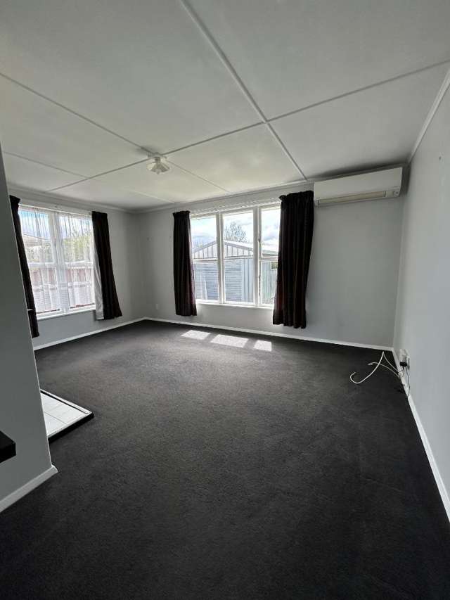 15 Surrey Street Solway_2