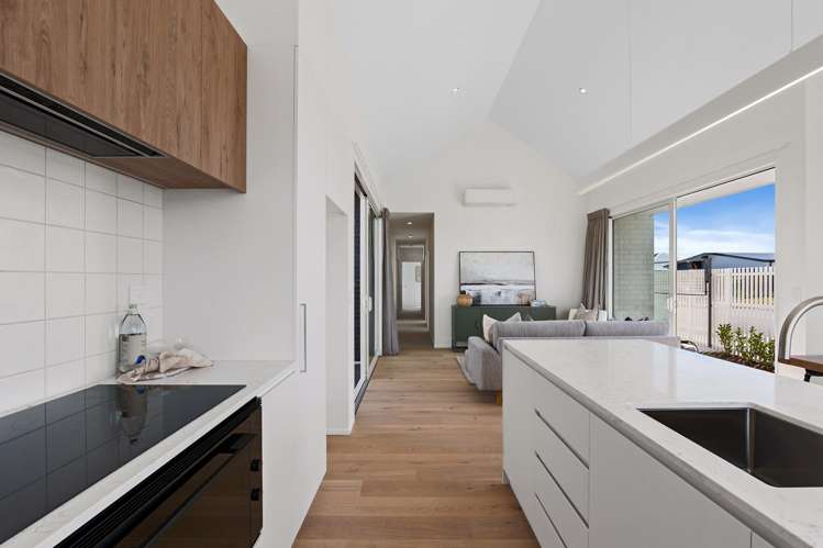 1 and 3 Shrubbery Lane Rolleston_10