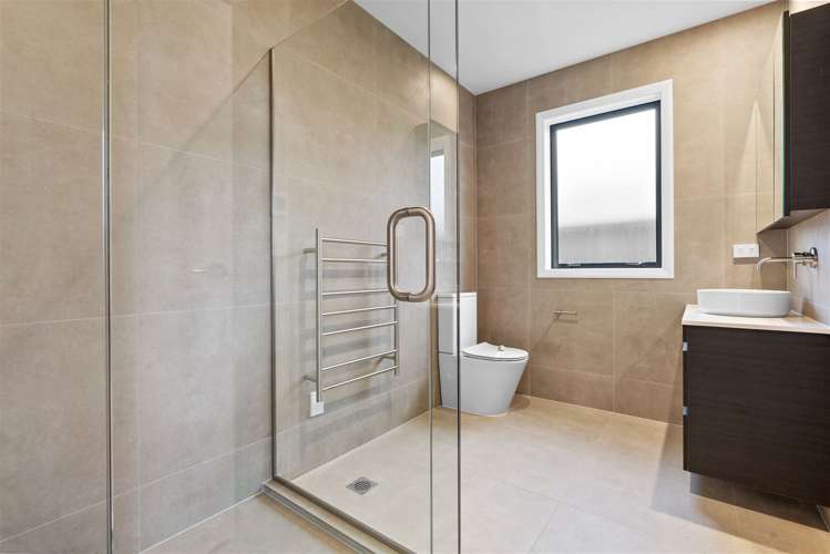 110 Monument Road Clevedon_18