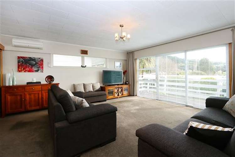 41 Holland Street Wainuiomata_1