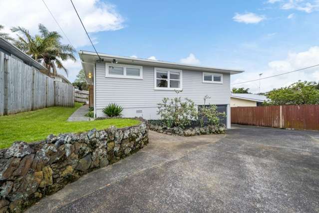 Family Friendly 3 Bedroom Home in Birkdale