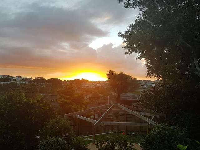3BR House - 2 min walk from Long Bay Beach