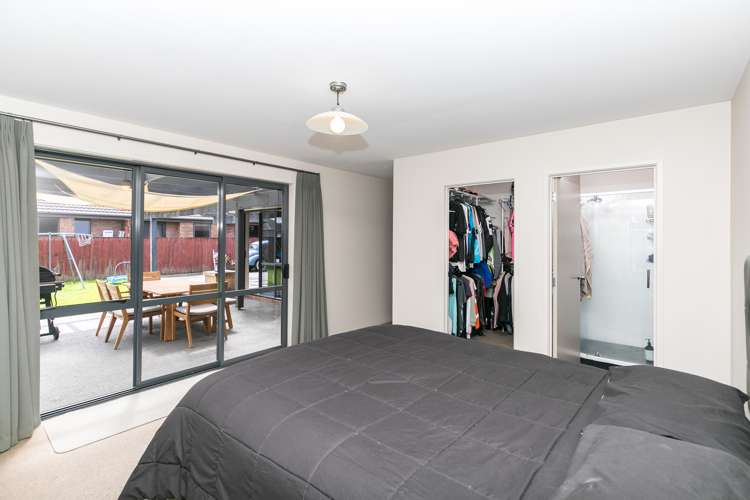 12 Wiltshire Drive Huntington_9