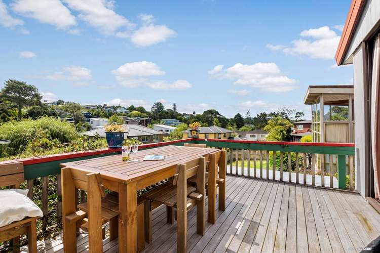 2/668 Beach Road Browns Bay_12