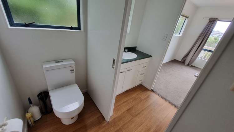 18 Tawhana Crescent Red Beach_8