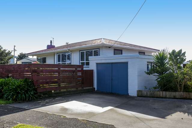 136 Broadway Waitara_1