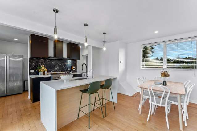 98 Eskdale Road Birkdale_2