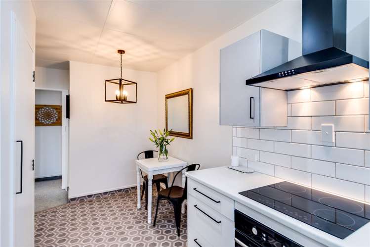 1/8 Lee Road Taradale_4