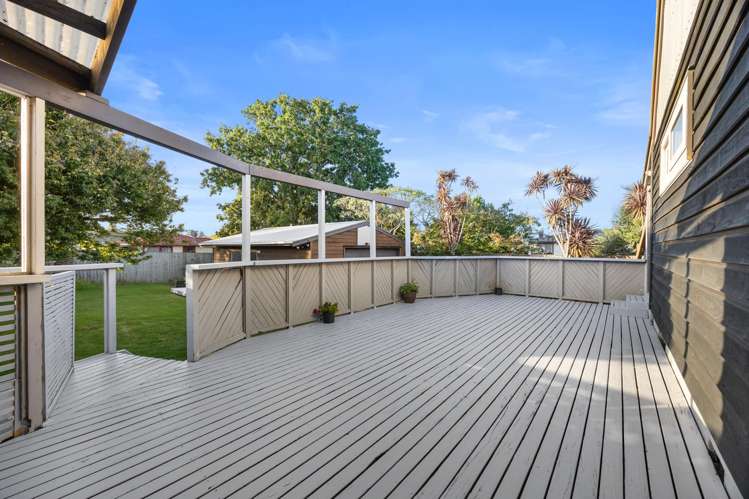 32 Taioma Crescent Te Atatu Peninsula_24