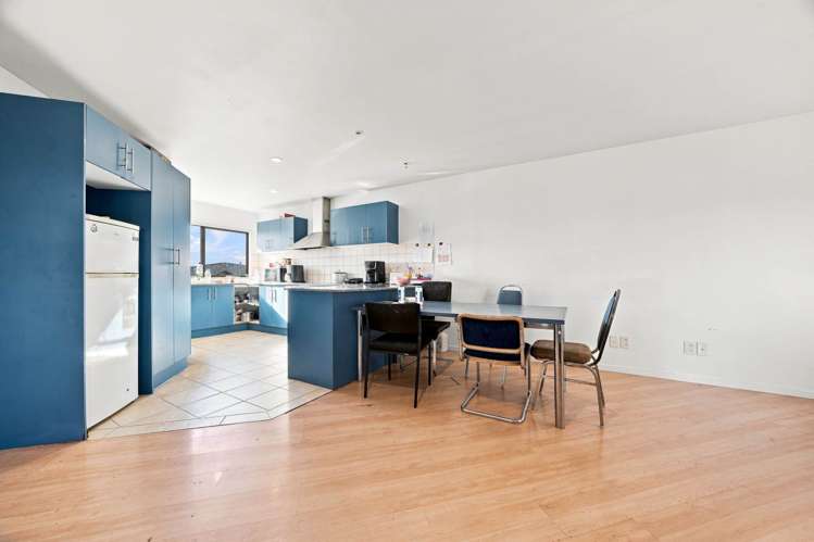 6/12 Crown Lynn Place New Lynn_7
