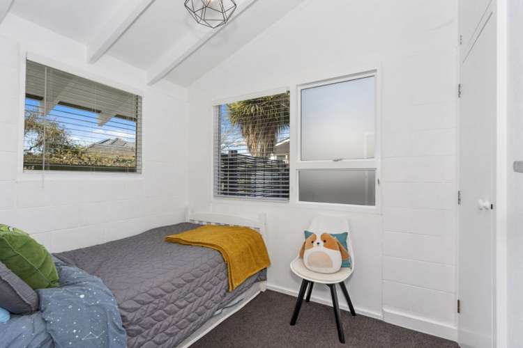 1/23 Blighs Road Strowan_8