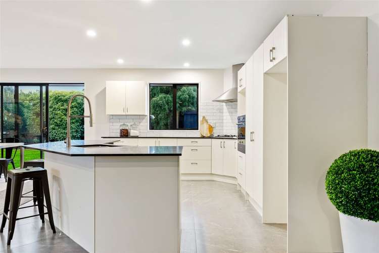 19 Seabrooke Drive Spencerville_4