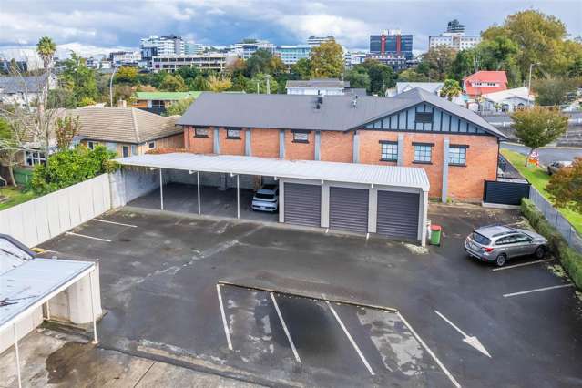 8-10 Myrtle Street Hamilton East_4