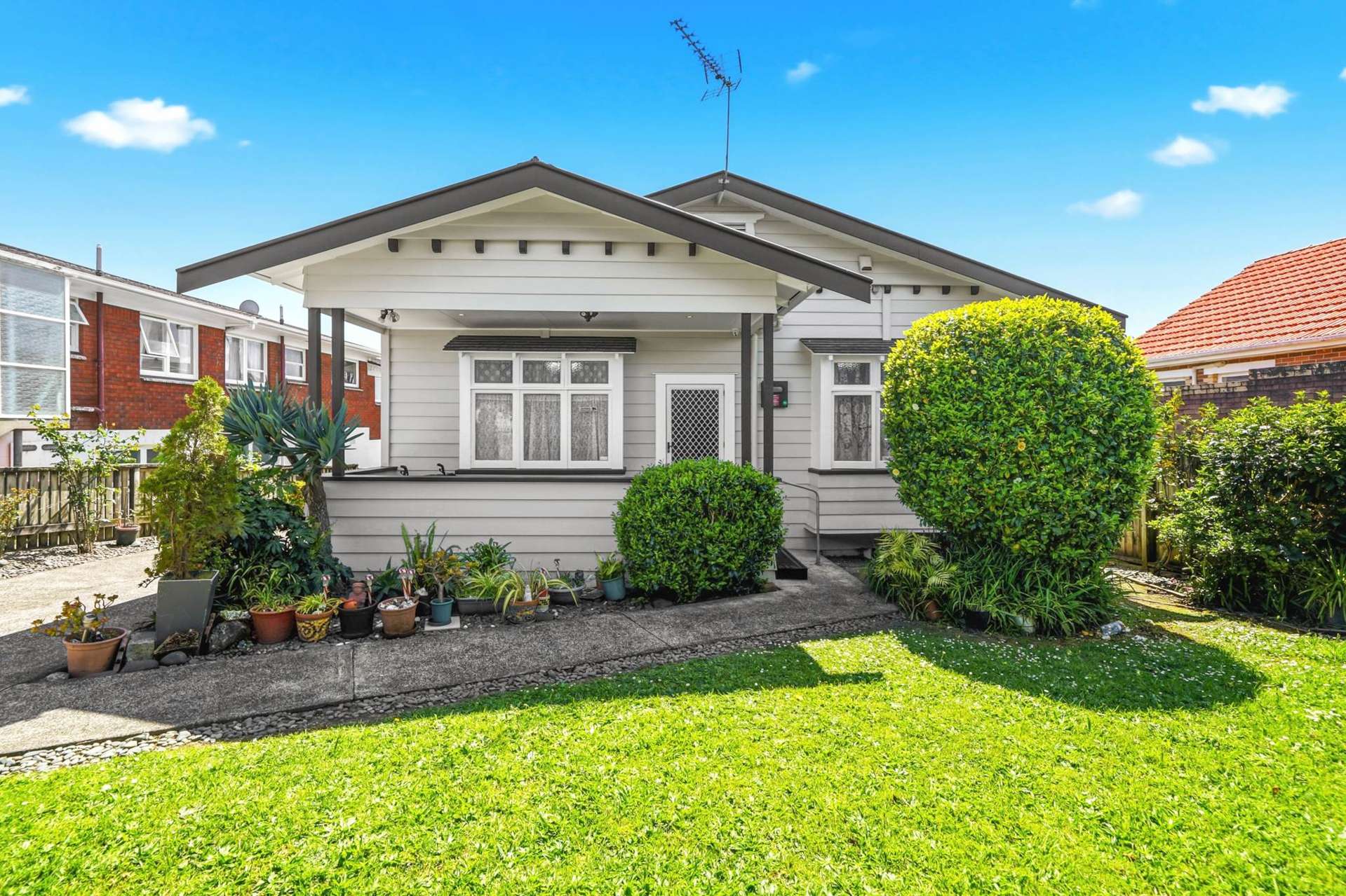 154 Mount Albert Road Mt Albert_0