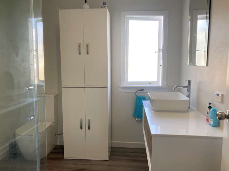 2 Atkinson Street Waitara_17