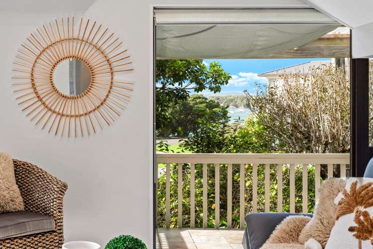 53 Deerness Crescent Algies Bay_9