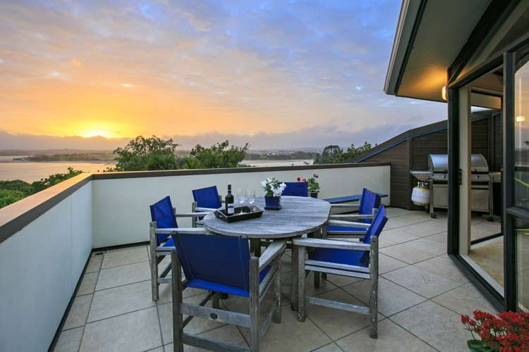 38 Telstar Place Beach Haven_2