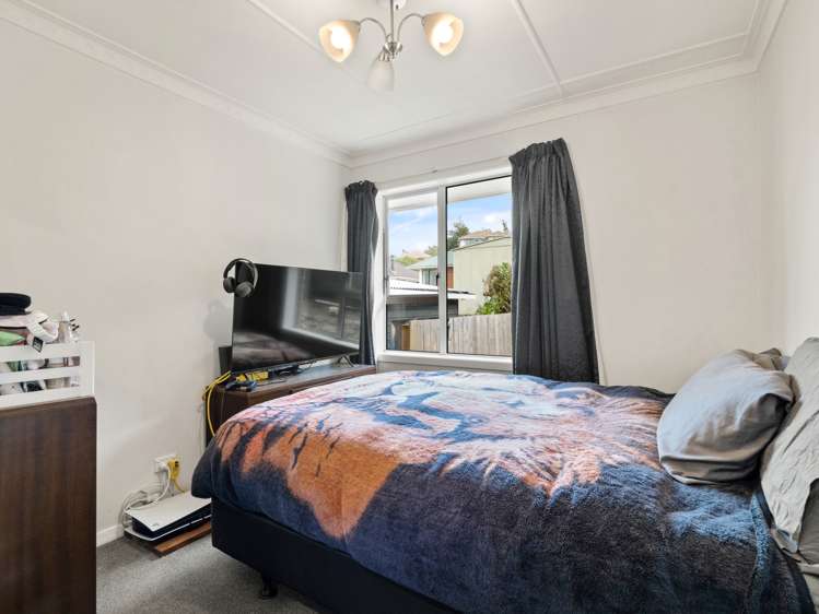 38 Lindsay Road Caversham_7