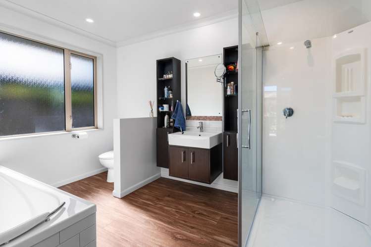 76 Puhara Avenue Parklands_10