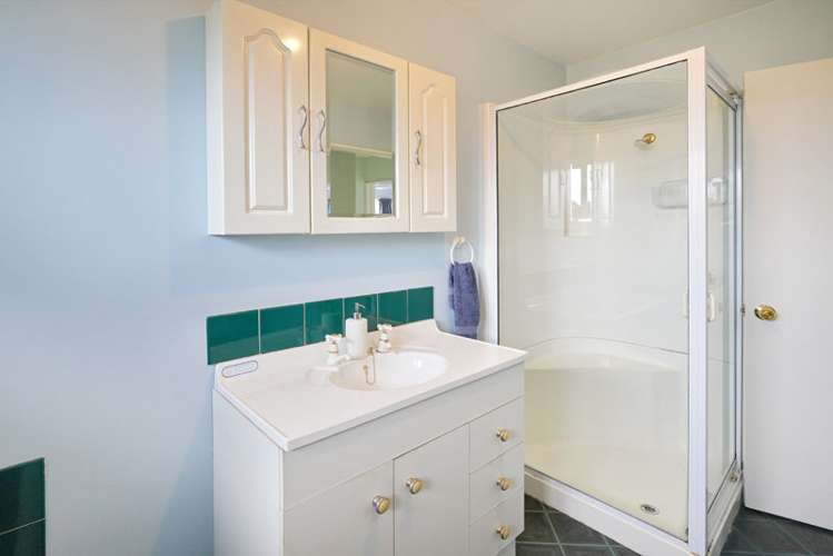 25b Main South Road Sockburn_11