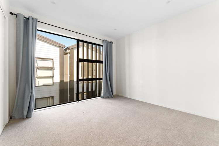 3/53 Aranui Road Mount Wellington_13